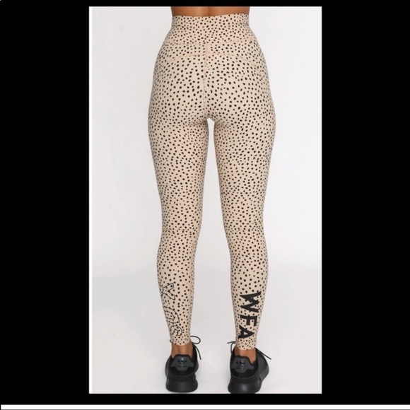 Sarah's Day X White Fox Active Speckle Leggings - Picture 10 of 16